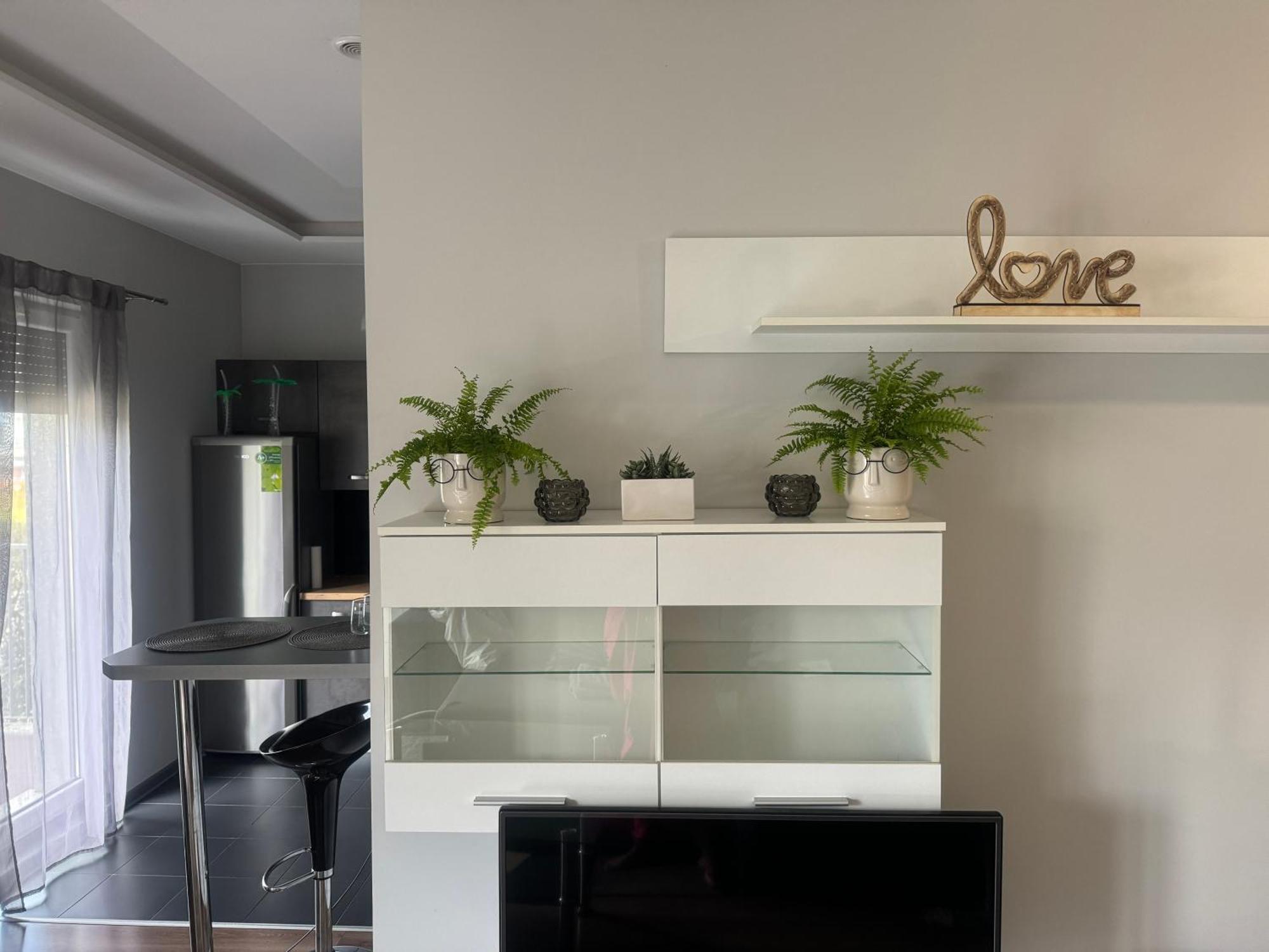 Apartament Laura Z Ogrodkiem Κίελτσε Εξωτερικό φωτογραφία